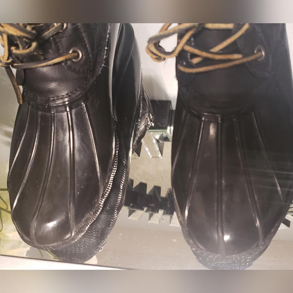 Steve Madden Tillis Rubber Duck Boots Womans Size 8 - Picture 4 of 7
